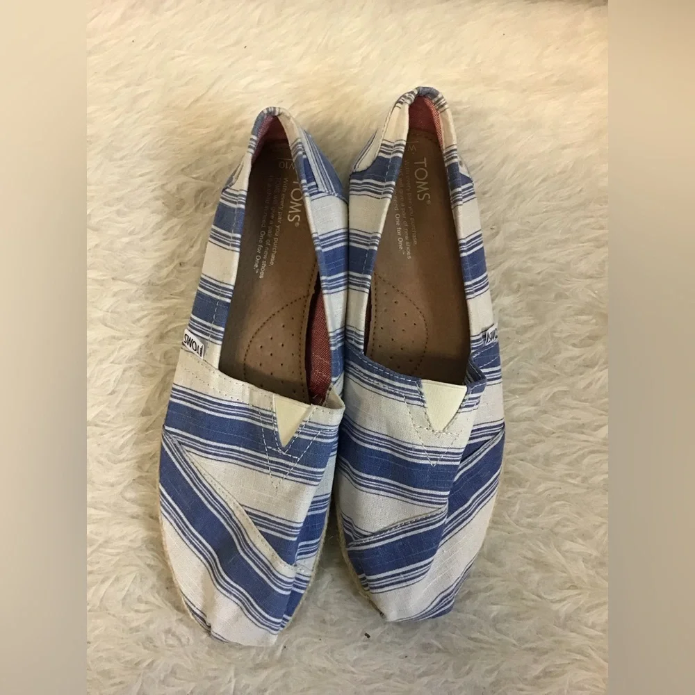 Toms size 10 - Picture 3 of 4